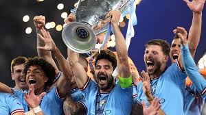 萨拉维亚：姆巴佩会成为历史最佳之一；梅西是独一无二的存在