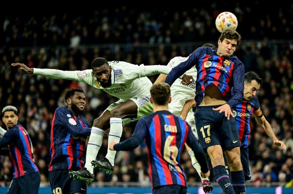 CBA新赛季156人处合同年：郭艾伦付豪领衔13位顶薪 5队11人合同年