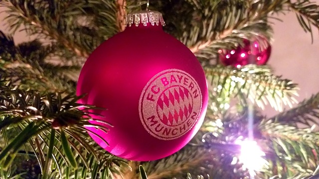 游刃有余地 游刃有余地